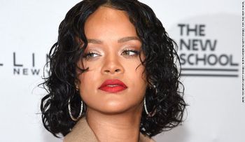 Rihanna responde a los que burlan de su aumento de peso con el meme perfecto