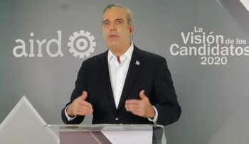 Abinader dice apoyará industria y sector productivo para crear 600 mil empleos formales en 4 años