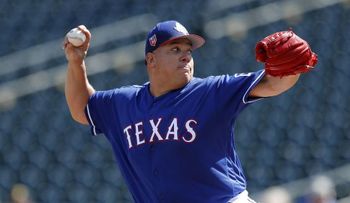 Rangers dan de baja al lanzador Bartolo Colón