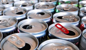Los refrescos y las bebidas energéticas reducen el desarrollo del cerebro 