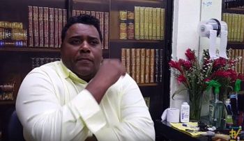 El Pachá habría sacado de su programa a Rafael Caminero y Jhon Berry, a quienes  llama ingratos y malagradecidos
