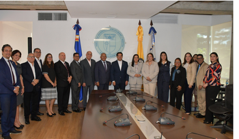 ONAPI y PUCMM Santiago firman acuerdo para crear CATI-Periférico