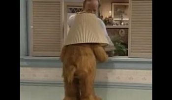 El actor que dio vida al extraterrestre Alf está en coma (VIDEO)