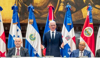 Presidente del Senado aboga unidad de parlamentos ante desafíos globales que afectan naciones