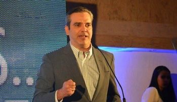 Abinader reitera PRM se opone a impuestos a compras por internet
