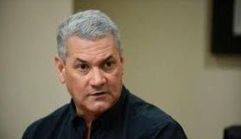 Gonzalo Castillo anuncia retorno a dirección de su empresa, sin dejar claro si seguirá en política