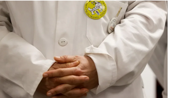 Más de 1,900 médicos pidieron ayuda por salud mental y adicción