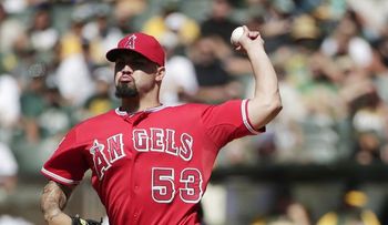Angelinos vuelven a derrotar a Oakland 