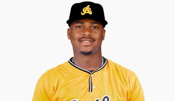 Águilas adquieren al 3B Elehuris Montero y el Pick 10 desde las Estrellas a cambio de Eguy Rosario y Juan Guerrero