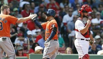 Astros finaliza acuerdo con Gregerson y Neshek 