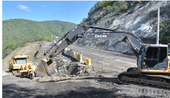 Obras Públicas atiende derrumbe en carretera Ocoa-Cruce de Ocoa