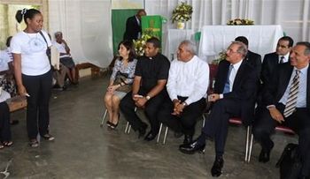Danilo Medina visita sorpresivamente Los Guaricanos