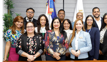 Contraloría lanza concurso Renuévate 2025