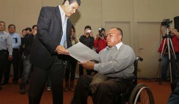 Realizan feria de empleos para discapacitados  