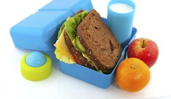 ¿Qué alimentos debe incluir la lonchera de tu hijo?