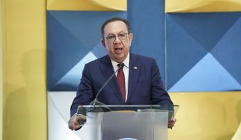 Gobernador Valdez Albizu anuncia que la inflación entraría dentro del rango meta de 4 % ± 1 % al cierre de este mes de mayo