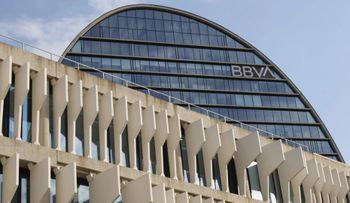El BBVA recurre ante el Supremo el veto temporal del Gobierno a una fusión con el Sabadell