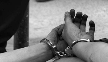Apresan menor de 14 años acusado de matar a su padre
