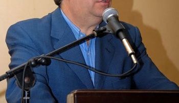 Javier García pide a LF y DM jugar papel de equilibrio en elecciones internas PLD