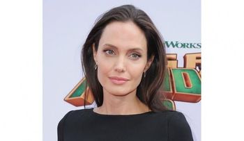 Angelina Jolie siente la muerte cerca y prepara su funeral