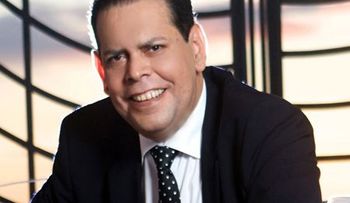 Fernandito hará concierto en Hard Rock, que no le prohibirán porque no es una actividad política