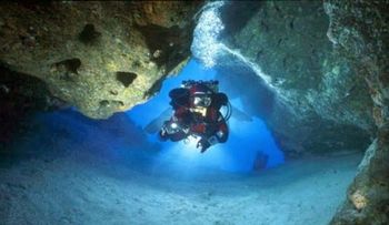Descubren cueva submarina más grande de la Isla Española en Puerto Plata