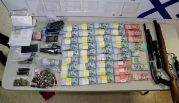 Apresan 15 personas durante allanamientos simultáneos en Santiago por narcotráfico