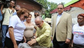 Ministra de salud se reúne con director de la CAASD