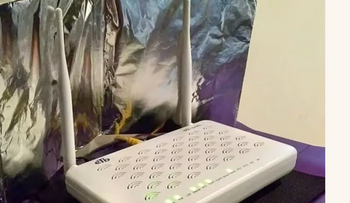 Papel aluminio detrás del módem: truco viral para mejorar el WiFi
