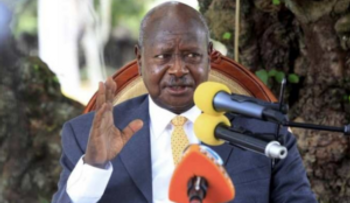 Presidente de Uganda quiere prohibir sexo oral, porque â??la boca solo es para comerâ?
