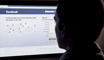 Un hombre hace un amigo en Facebook y lo secuestra