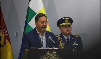 Luis Arce cambia alto mando militar de Bolivia a tres días de elecciones generales