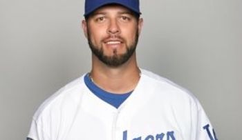 Fijan para el miércoles audiencia contra exlanzador mexicano Esteban Loaiza, por posesión de drogas
