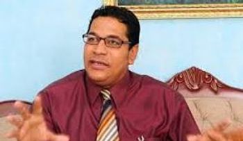 Aspirante a Regidor pide a David Collado disponer el asfaltado parqueo sede de la Alcaldía