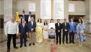 Raquel Peña encabeza acto en la PUCMM