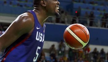Kevin Durant admite que participación en Juegos Olímpicos fue de gran ayuda