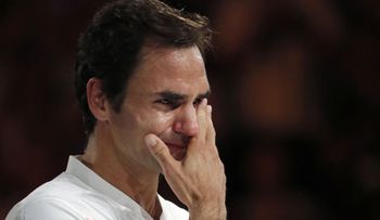 Federer lloraba como un niño, tras la consagración en Australia