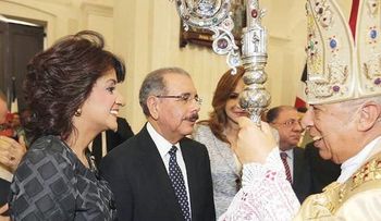 Danilo Medina enfrenta reclamos contra corrupción y de cambio de funcionarios en su primer año 