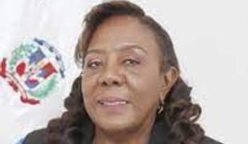 Renuncia diputada del PLD, María Suárez Alcalá, después de 30 años de militancia