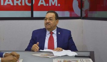 El senador Castillo: Los funcionarios del PRM no han tenido "la bragueta bien puesta" para cancelar a los peledeístas