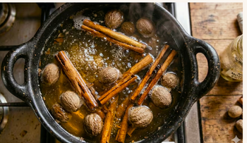 Hervir canela y nuez moscada: el truco natural para aromatizar el hogar