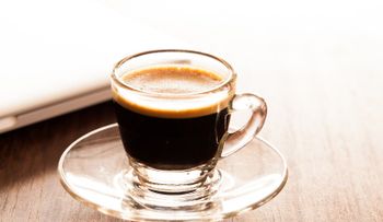 El café tiene dos "químicos de la felicidad", combaten el estrés y la ansiedad