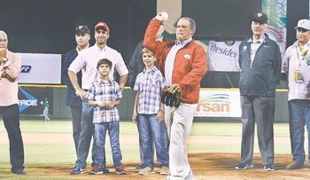 Núñez guía a Estrellas frente a Toros en la noche de apertura