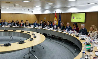 Hacienda cita a comunidades para tratar la estabilidad fiscal