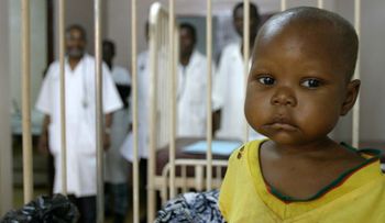16.000 niños han perdido a sus padres o tutores por ébola