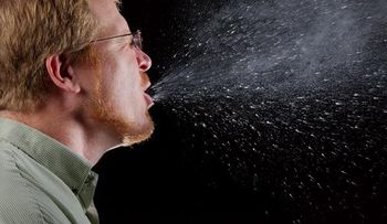 El virus del herpes labial está activo sin síntomas.