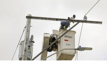 Edeeste garantiza energía en la Villa de los Atletas