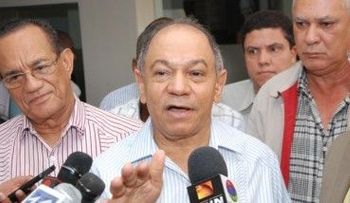 Pepe Abreu llama a empresarios a retirar impugnación y aceptar el 20% de aumento 