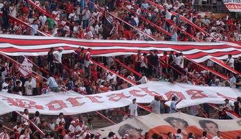 El lado oscuro de las barras bravas en Argentina: una mirada a la violencia en el fútbol