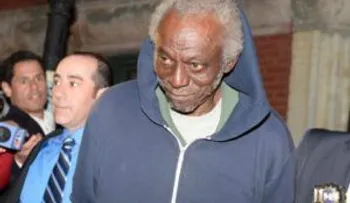¡Insólito! Un anciano en NY se dedicaba atracar ancianos